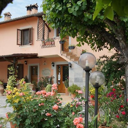 Agriturismo L'Ulivo In Fiore Spoleto Exterior photo